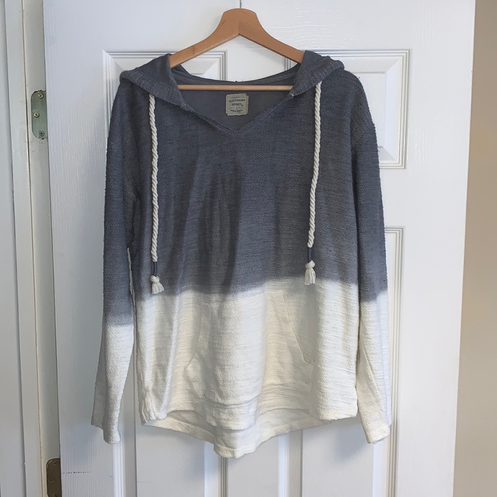 Southern Spirit hooded sweater, large